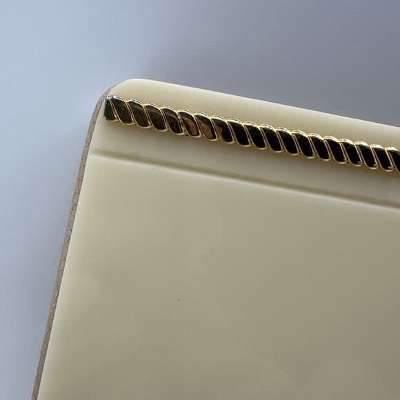 Vintage Meyers Cream Ivory Lucite Clutch Purse Gold Chain 9.25" 1970s - Picture 2 of 9